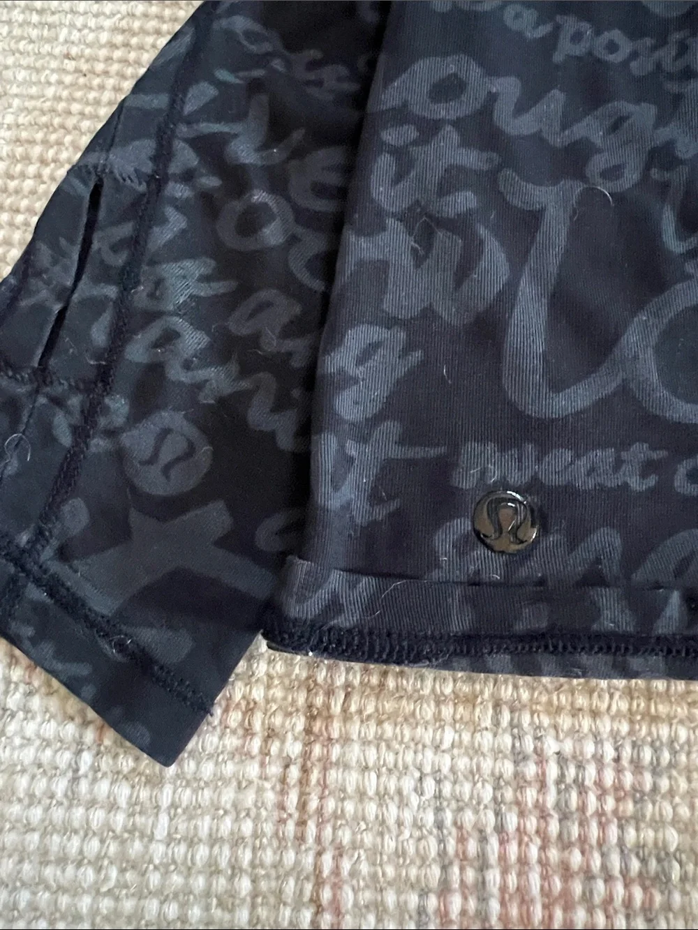 Lululemon top